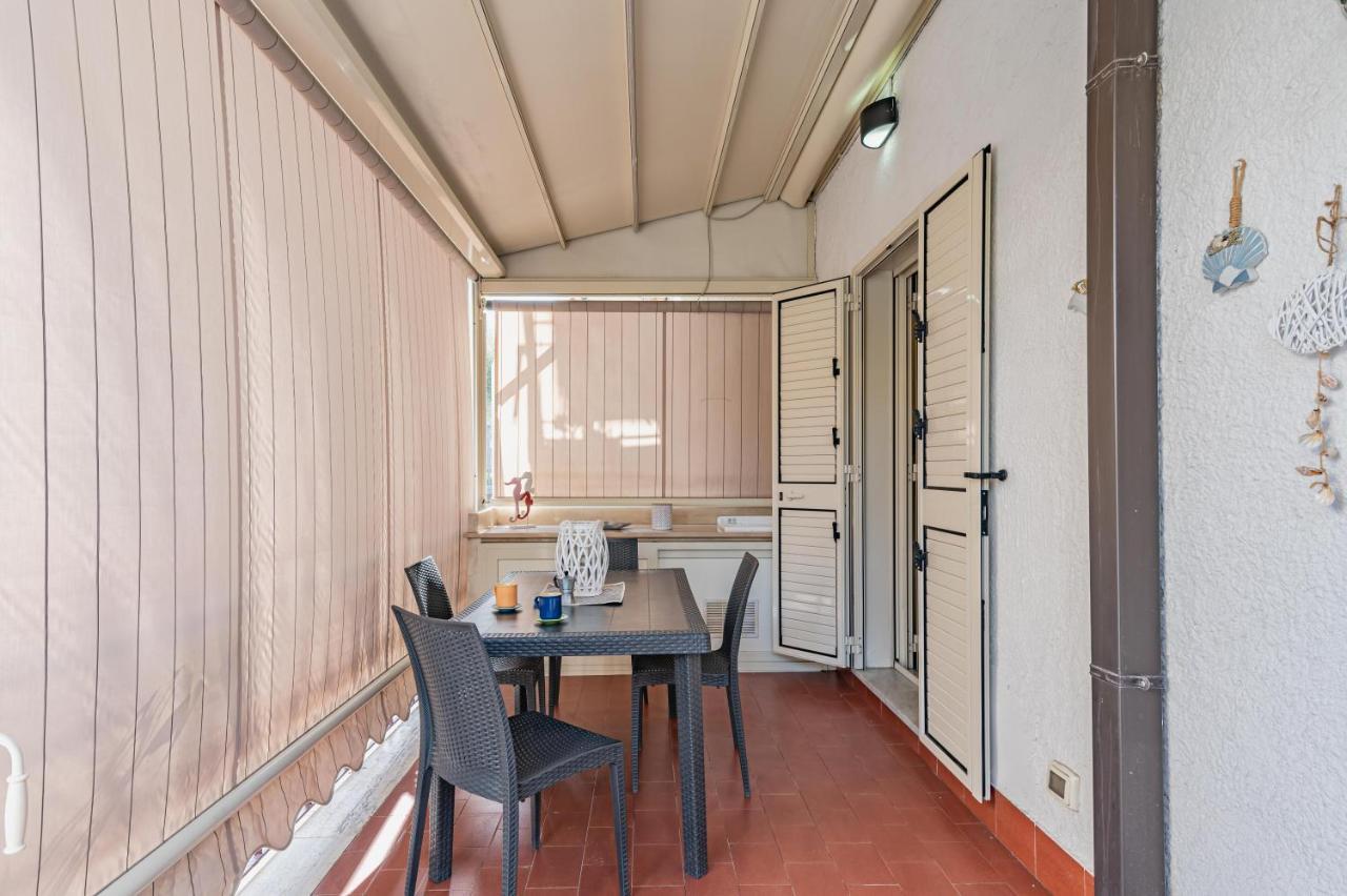 Naxos Bay Flat With Terrace 50 Meters From The Sea Giardini Naxos Exterior foto